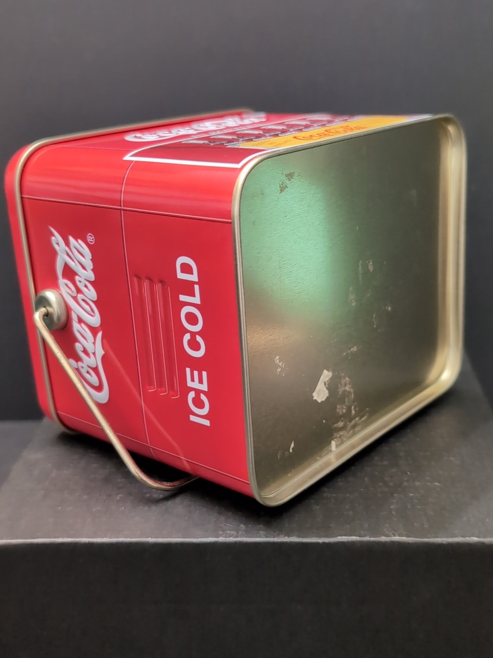 Coca Cola Tin Replica Of A Vintage Ice Chest. - Picture 4 of 8